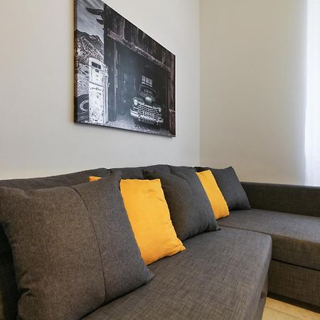 Primopiano - Brenta Apartment Milan Bagian luar foto
