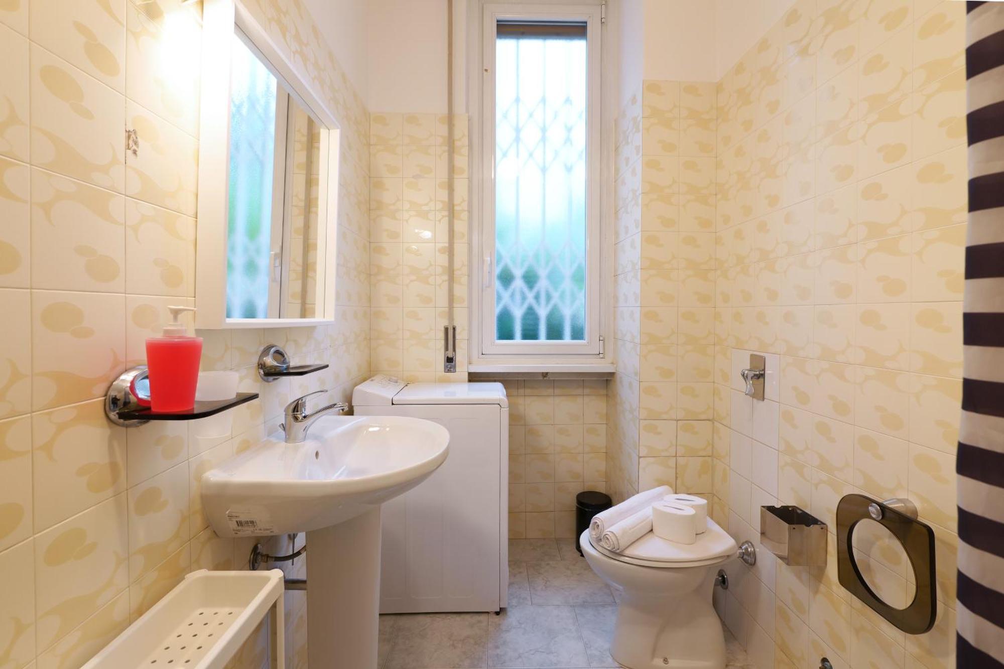 Primopiano - Brenta Apartment Milan Bagian luar foto